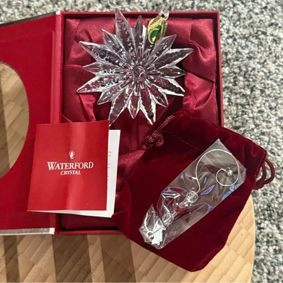 Waterford Crystal Snowstar Ornament the "New for 2012" in Original Box - Picture 2 of 11